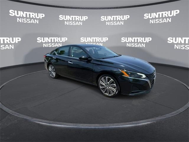 used 2023 Nissan Altima car, priced at $23,715