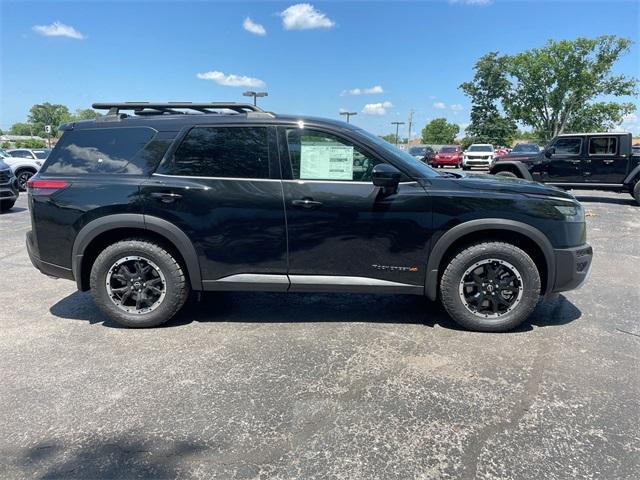 new 2025 Nissan Pathfinder car, priced at $40,367