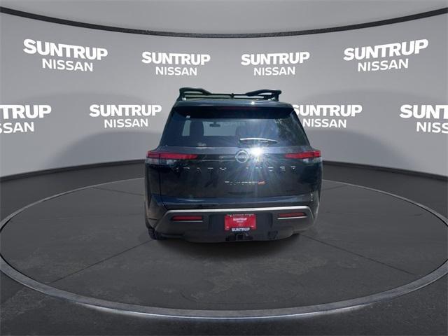 new 2025 Nissan Pathfinder car, priced at $40,367