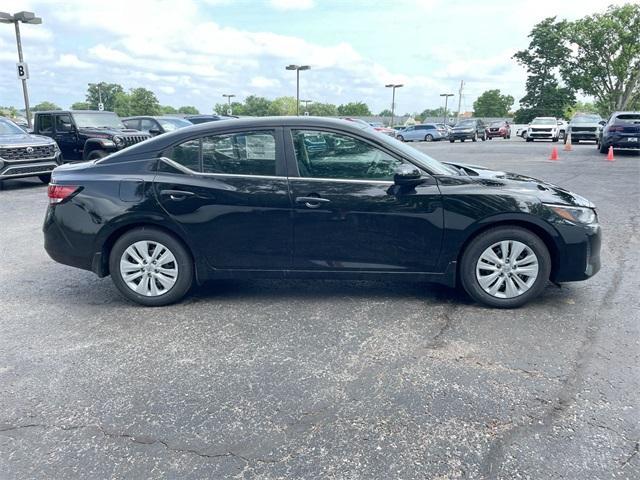 new 2025 Nissan Sentra car, priced at $22,287