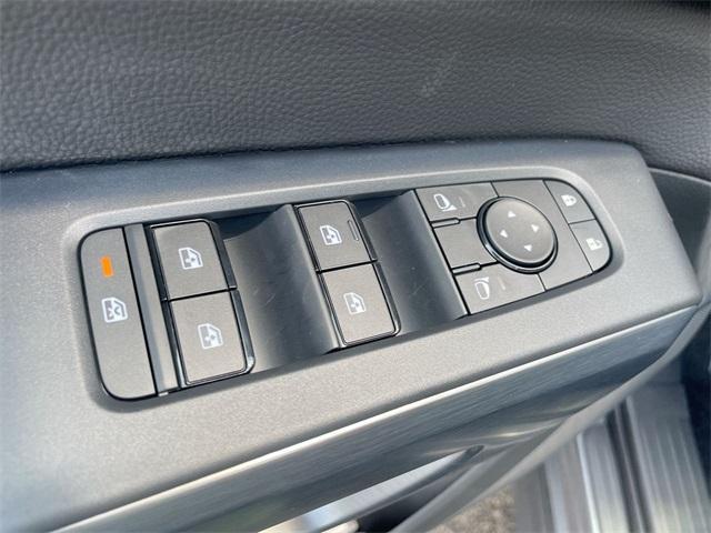new 2025 Nissan Pathfinder car, priced at $40,473