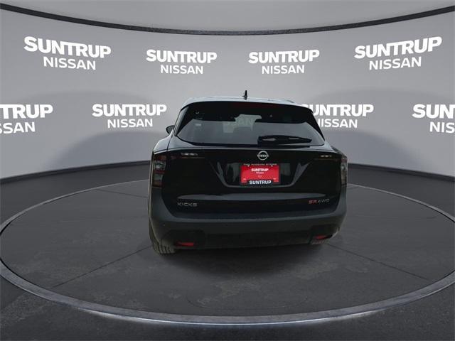 new 2025 Nissan Kicks car, priced at $28,084