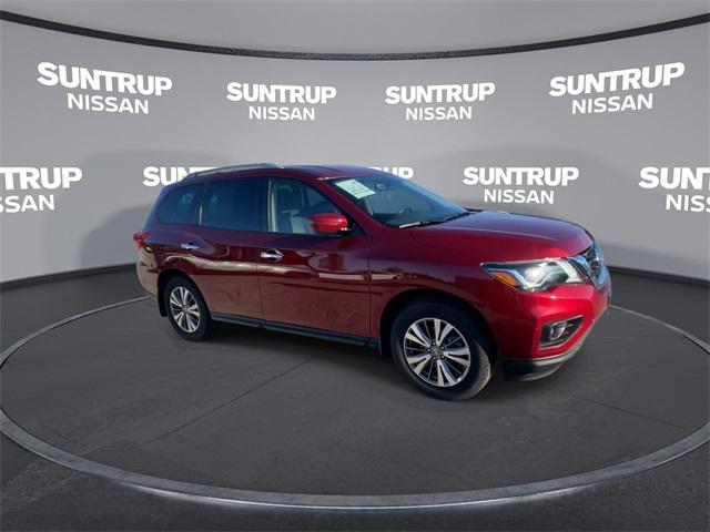 used 2020 Nissan Pathfinder car, priced at $17,035