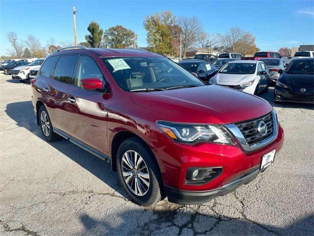 used 2020 Nissan Pathfinder car, priced at $17,035