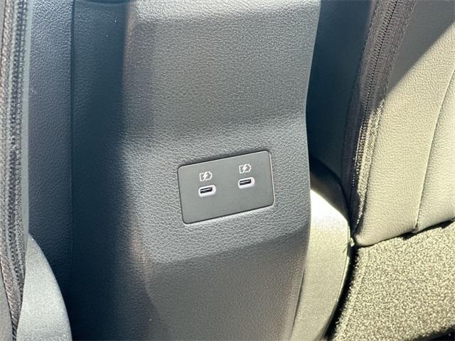 new 2025 Nissan Kicks car, priced at $27,015