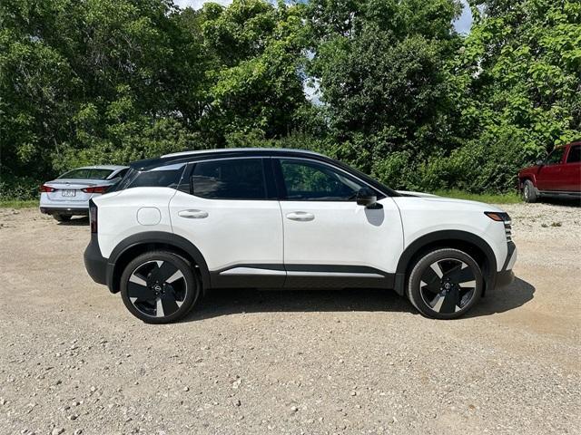 new 2025 Nissan Kicks car, priced at $27,015