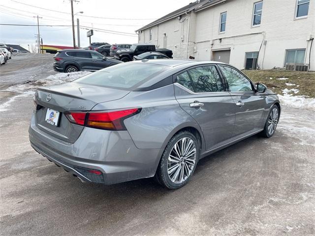 used 2023 Nissan Altima car, priced at $22,425