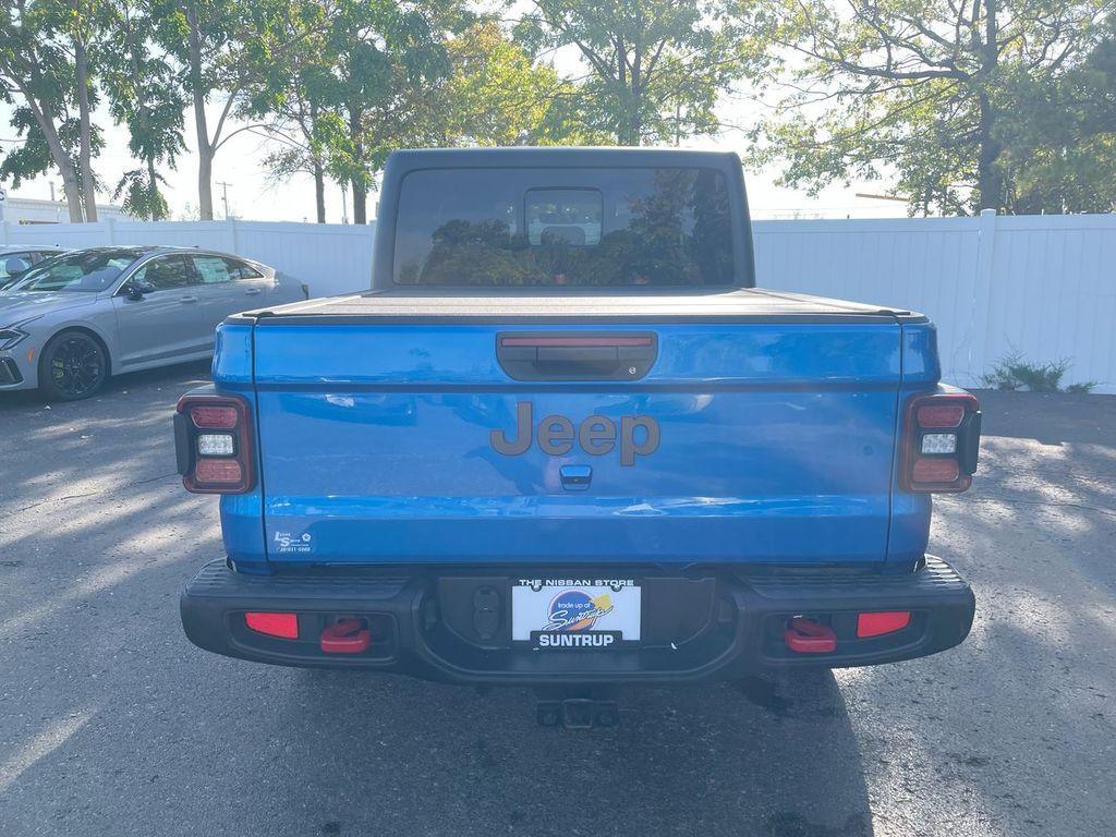used 2022 Jeep Gladiator car, priced at $37,655
