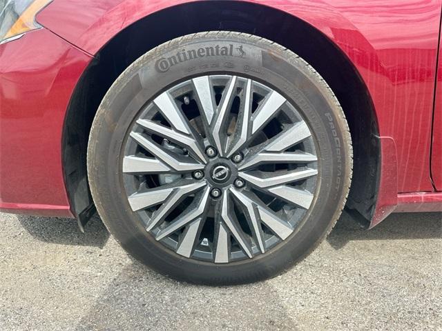 used 2024 Nissan Altima car, priced at $25,295