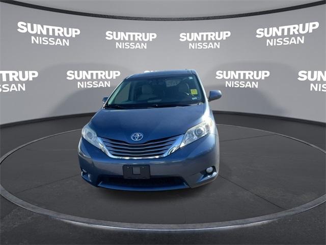 used 2017 Toyota Sienna car, priced at $20,473