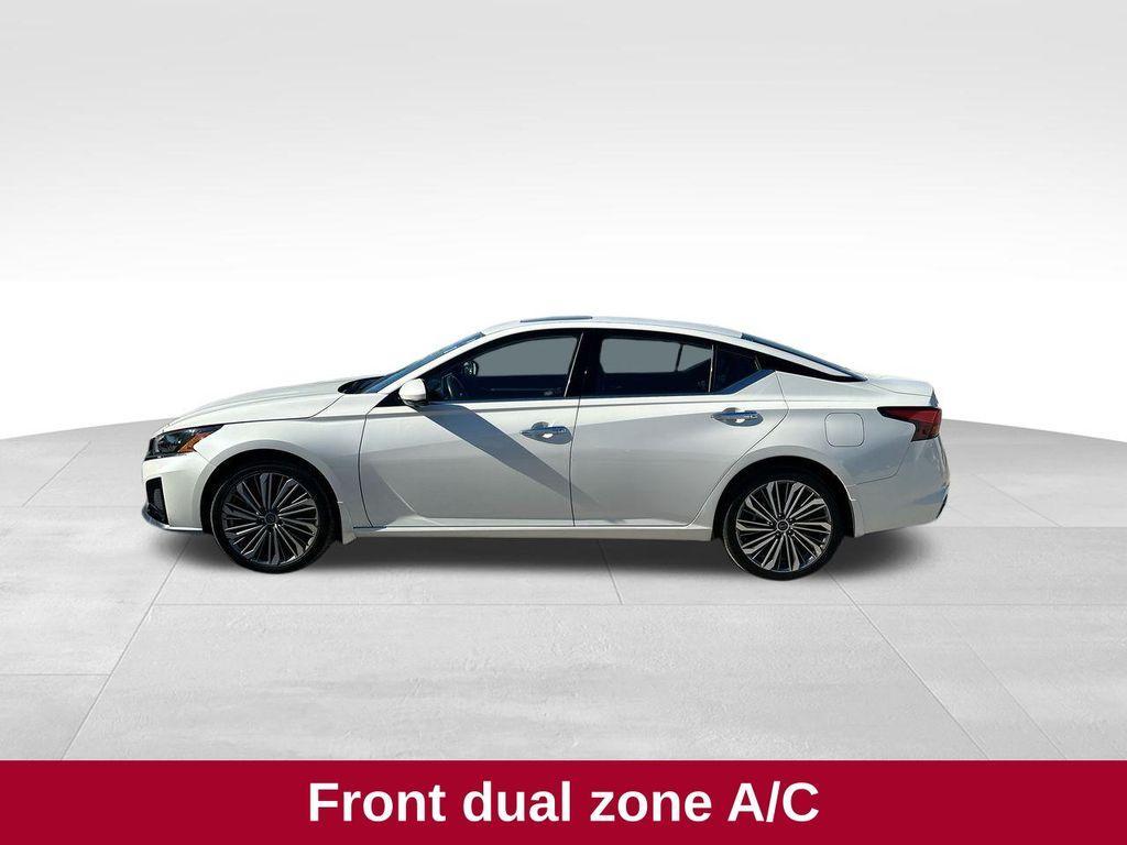 used 2023 Nissan Altima car, priced at $26,555