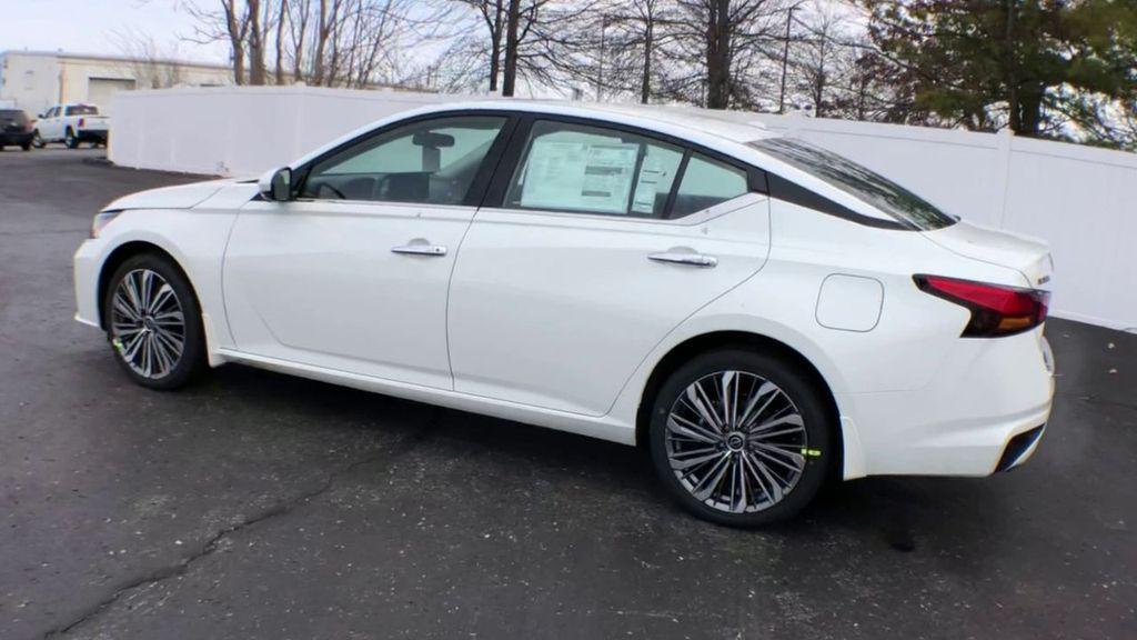 used 2023 Nissan Altima car, priced at $27,655