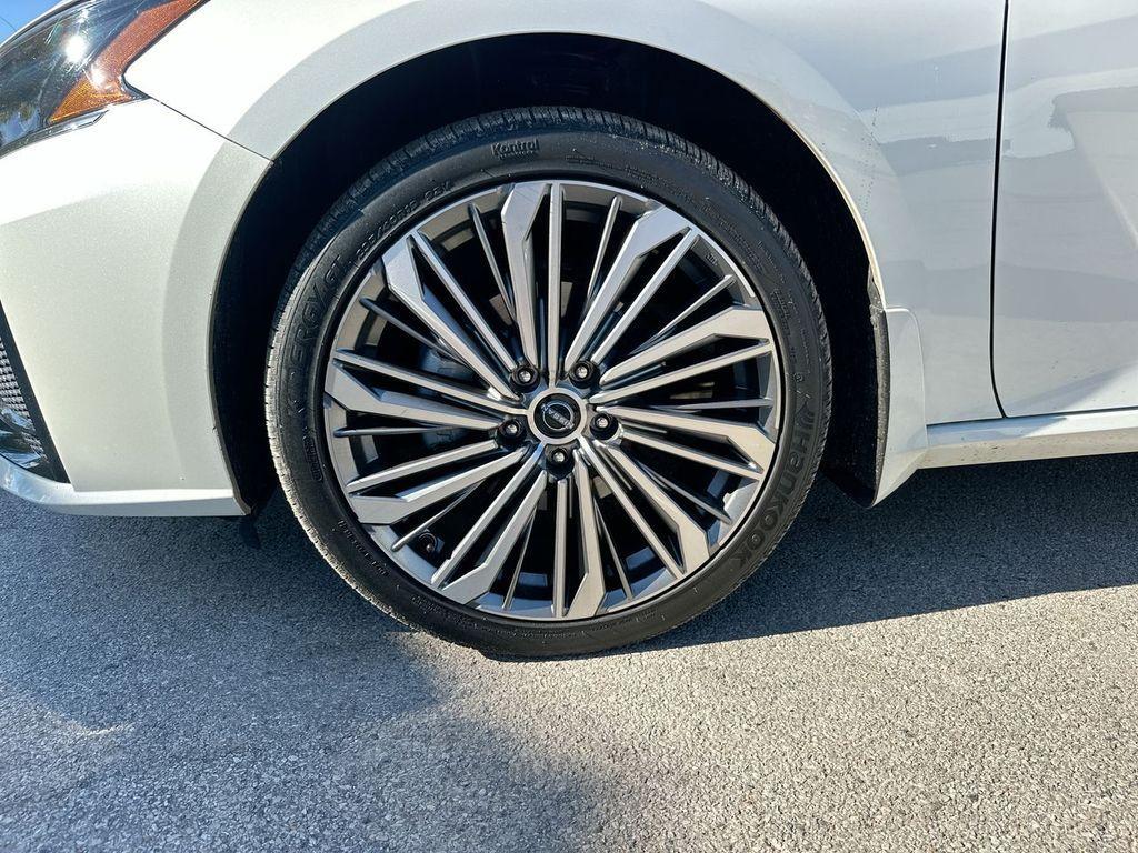 used 2023 Nissan Altima car, priced at $27,655