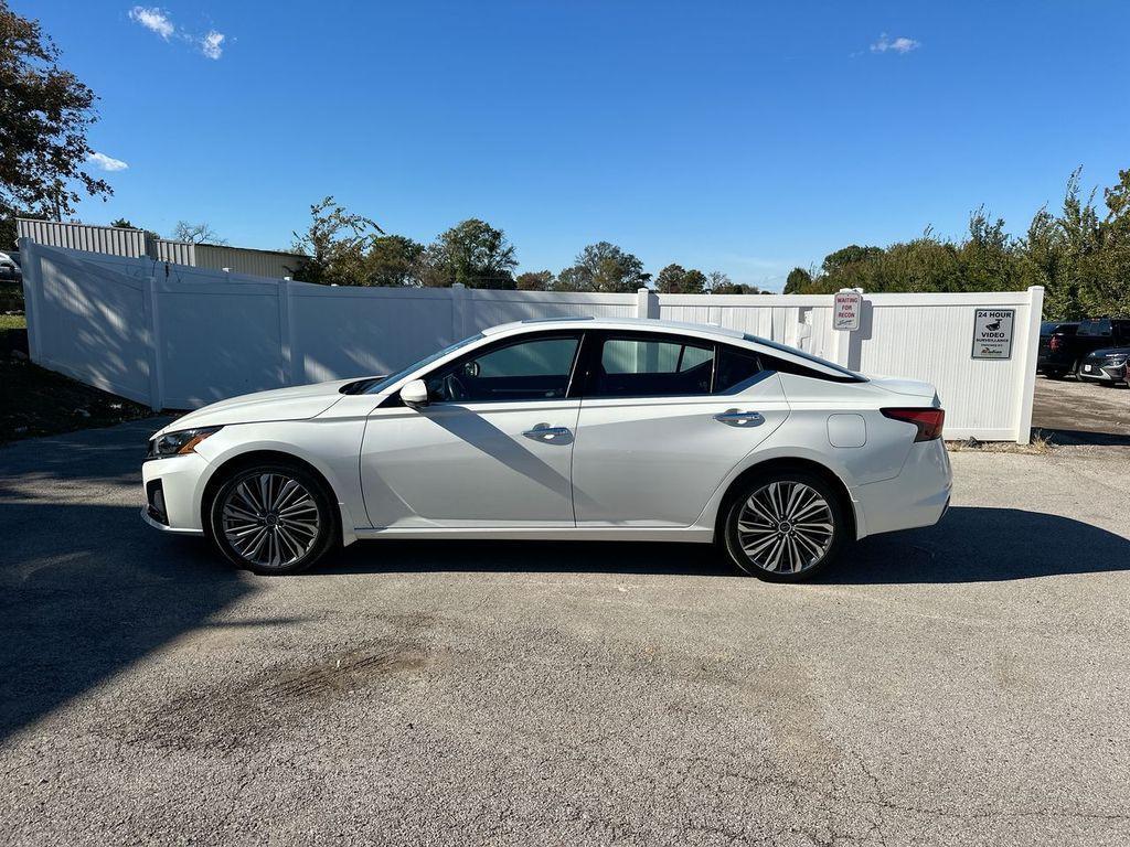 used 2023 Nissan Altima car, priced at $27,655