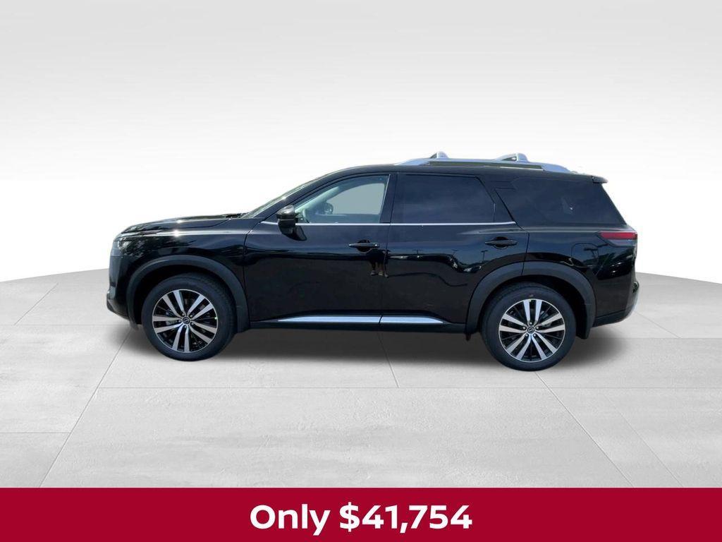 new 2025 Nissan Pathfinder car, priced at $41,754