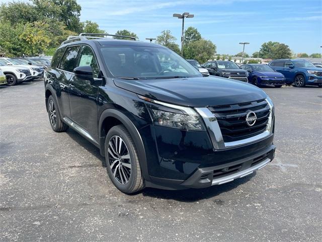 new 2025 Nissan Pathfinder car, priced at $45,154