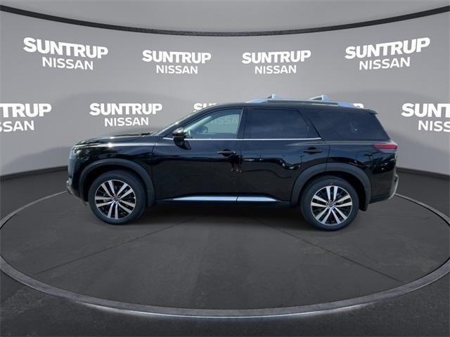 new 2025 Nissan Pathfinder car, priced at $45,154