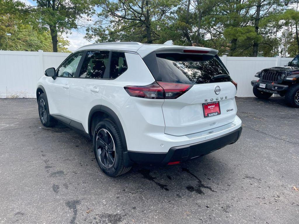 used 2024 Nissan Rogue car, priced at $25,515