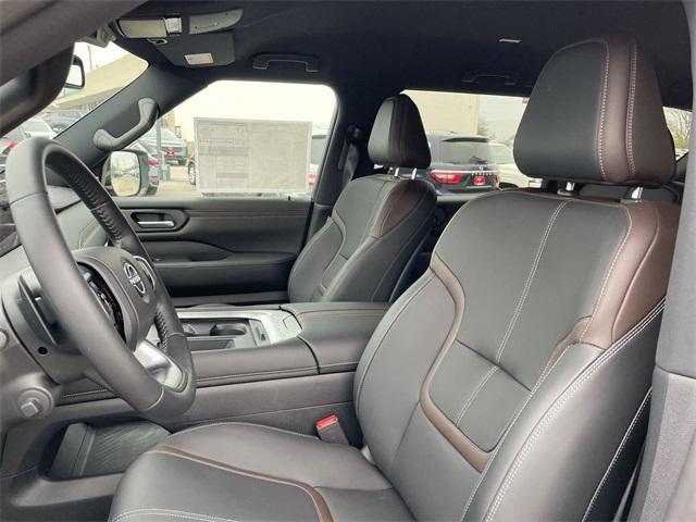 new 2025 Nissan Armada car, priced at $65,586