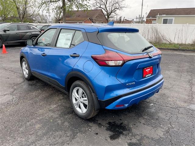 new 2025 Nissan Kicks Play car, priced at $23,179