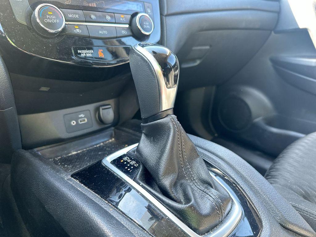 used 2019 Nissan Rogue car, priced at $15,985