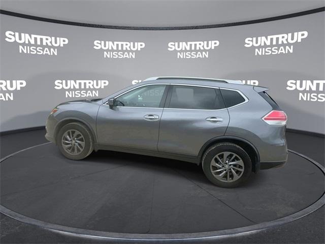 used 2016 Nissan Rogue car, priced at $14,126