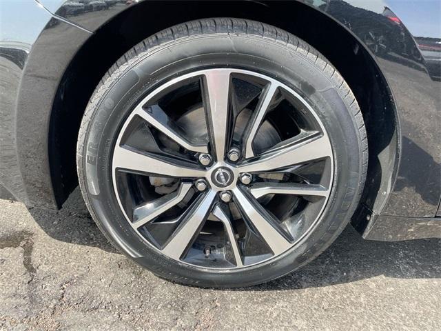 used 2023 Nissan Maxima car, priced at $24,435