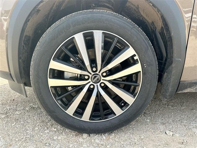 new 2025 Nissan Pathfinder car, priced at $48,994