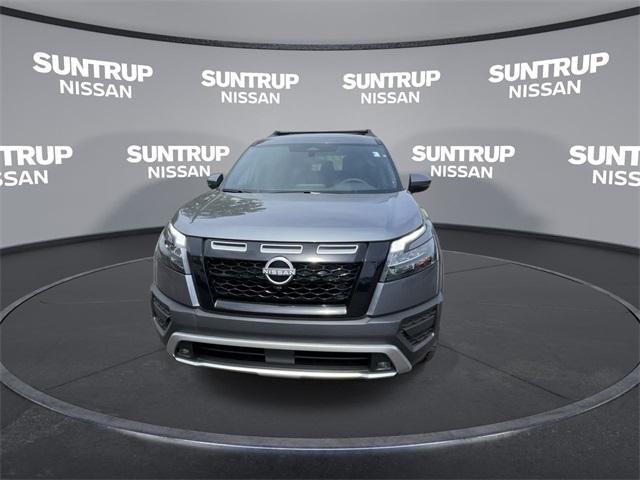 new 2025 Nissan Pathfinder car, priced at $39,967