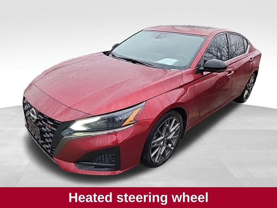 used 2023 Nissan Altima car, priced at $24,225