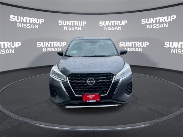 new 2025 Nissan Kicks Play car, priced at $23,760