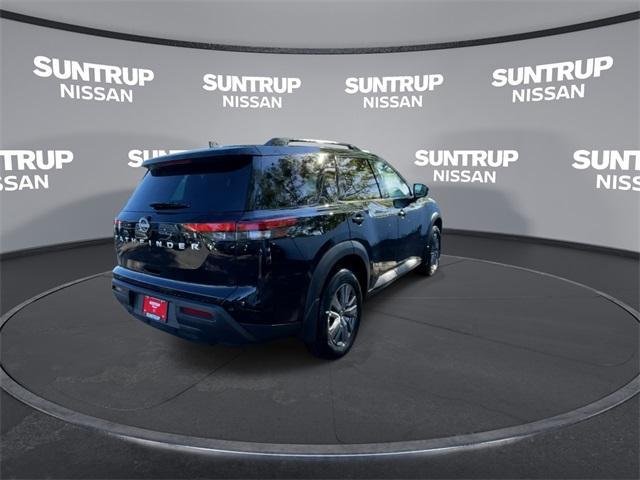 new 2025 Nissan Pathfinder car, priced at $34,111