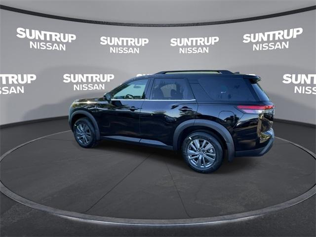 new 2025 Nissan Pathfinder car, priced at $34,111