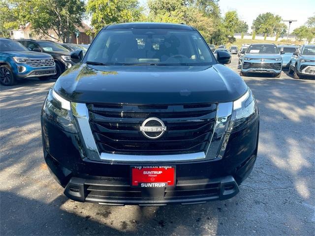 new 2025 Nissan Pathfinder car, priced at $34,111