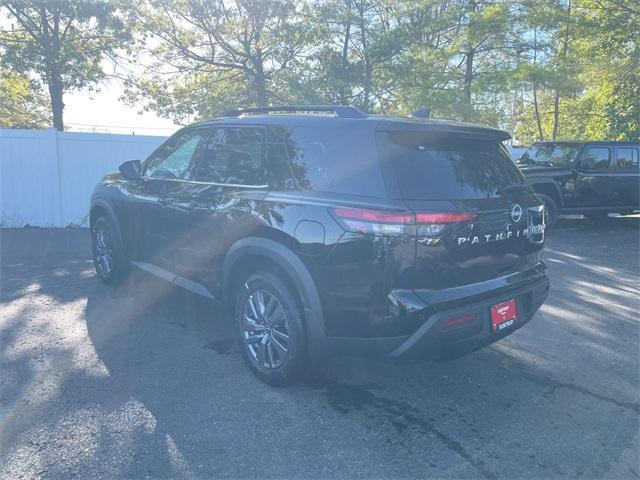 new 2025 Nissan Pathfinder car, priced at $34,111