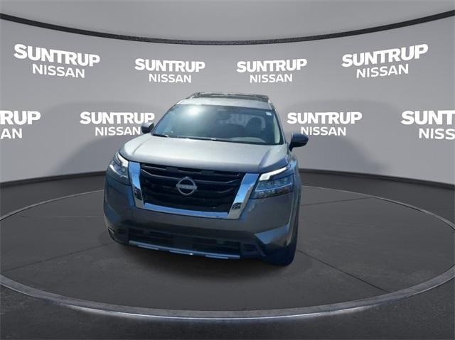 new 2024 Nissan Pathfinder car, priced at $42,364