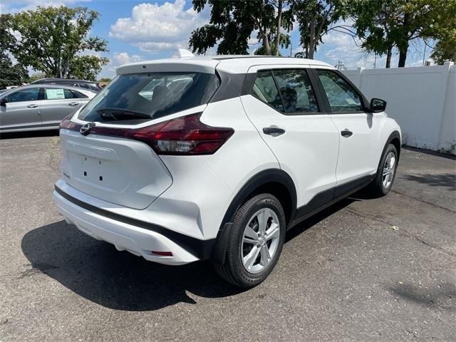 new 2025 Nissan Kicks Play car, priced at $22,159