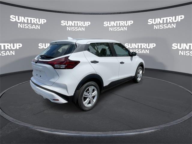 new 2025 Nissan Kicks Play car, priced at $22,159