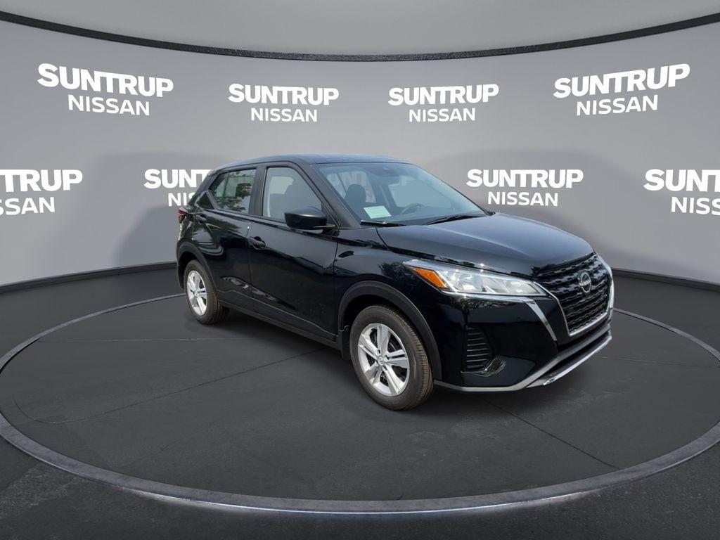 new 2025 Nissan Kicks Play car, priced at $21,647