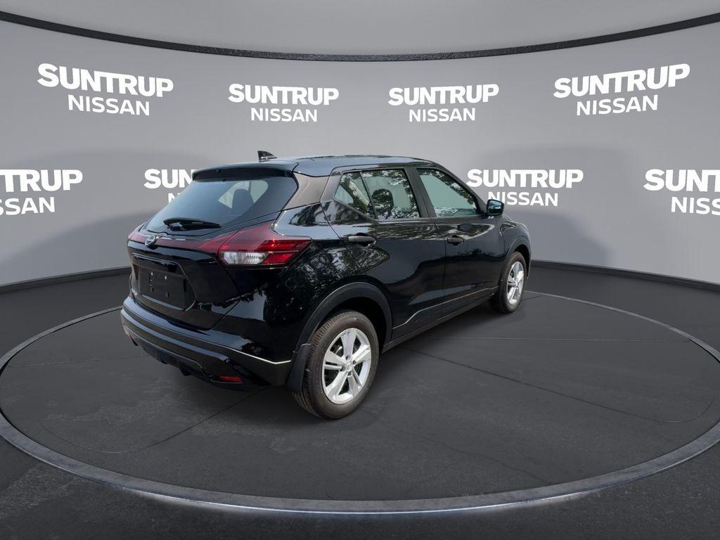 new 2025 Nissan Kicks Play car, priced at $21,647