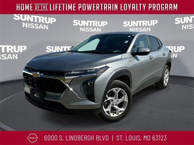used 2025 Chevrolet Trax car, priced at $22,165