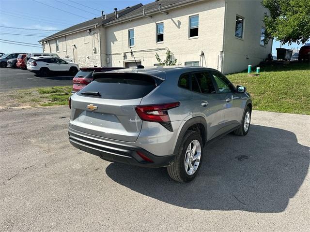 used 2025 Chevrolet Trax car, priced at $22,165