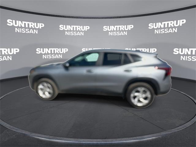used 2025 Chevrolet Trax car, priced at $22,165