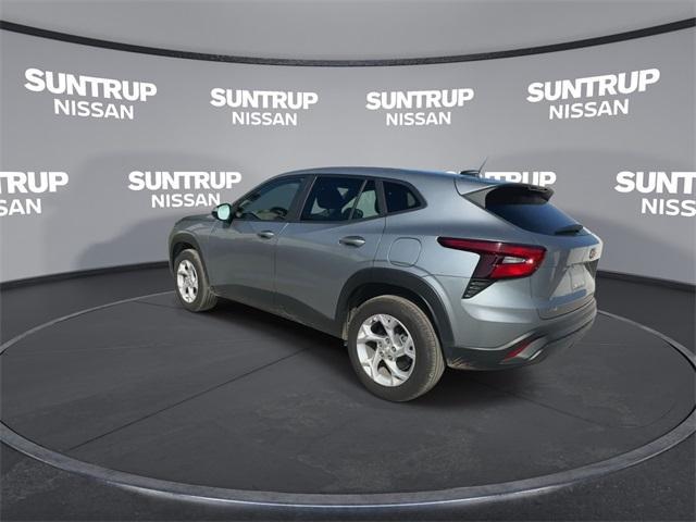 used 2025 Chevrolet Trax car, priced at $22,165
