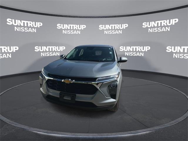 used 2025 Chevrolet Trax car, priced at $22,165