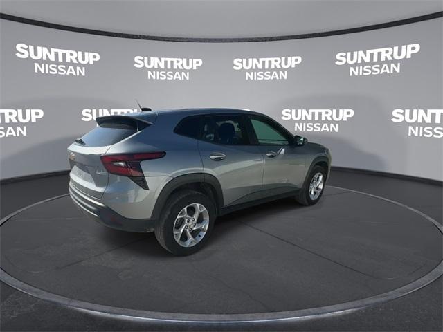 used 2025 Chevrolet Trax car, priced at $22,165