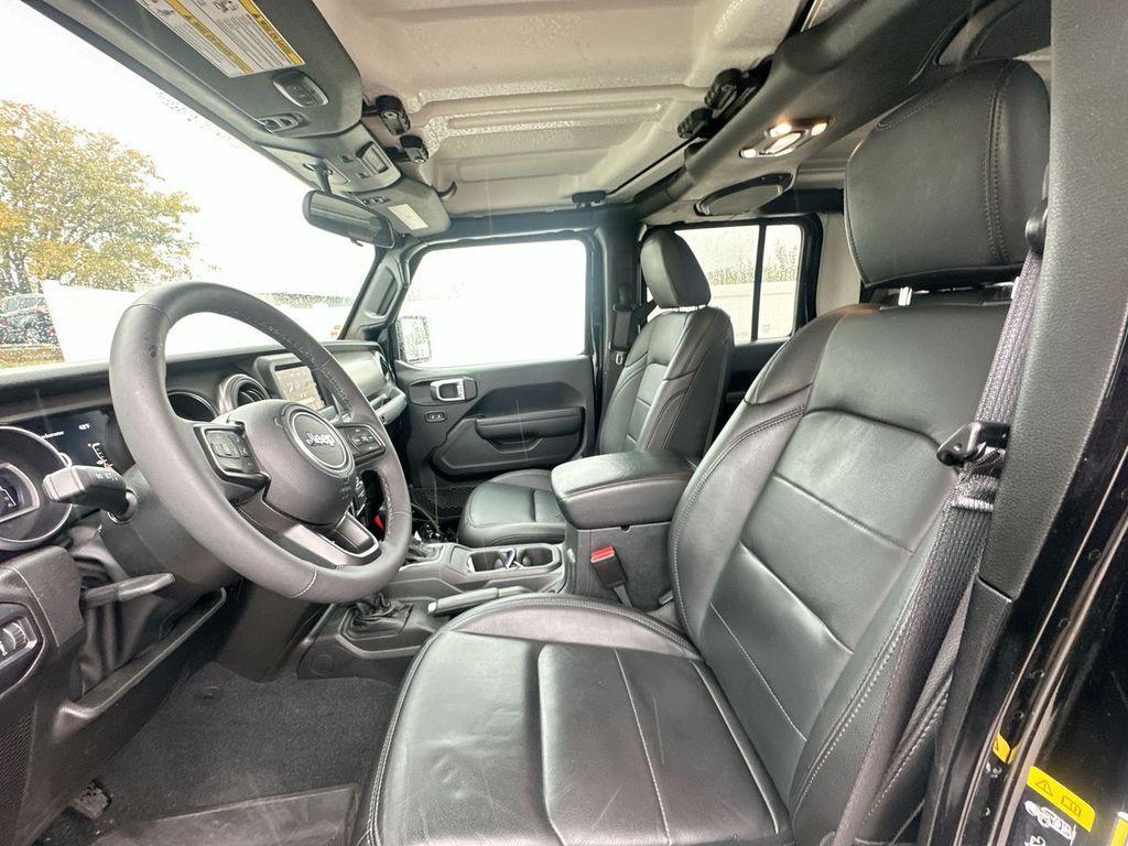 used 2023 Jeep Gladiator car, priced at $34,885