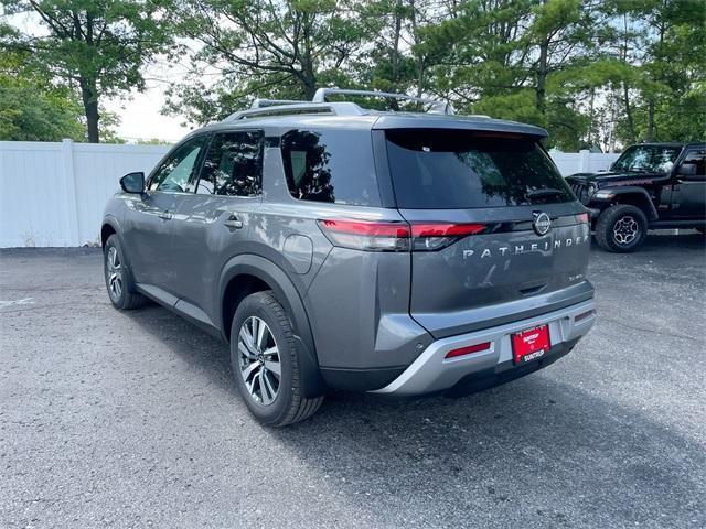 new 2025 Nissan Pathfinder car, priced at $40,182