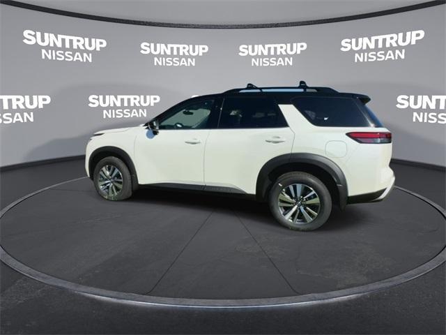 new 2024 Nissan Pathfinder car, priced at $41,731