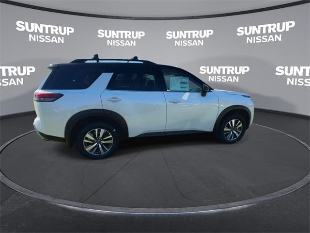 new 2024 Nissan Pathfinder car, priced at $41,731